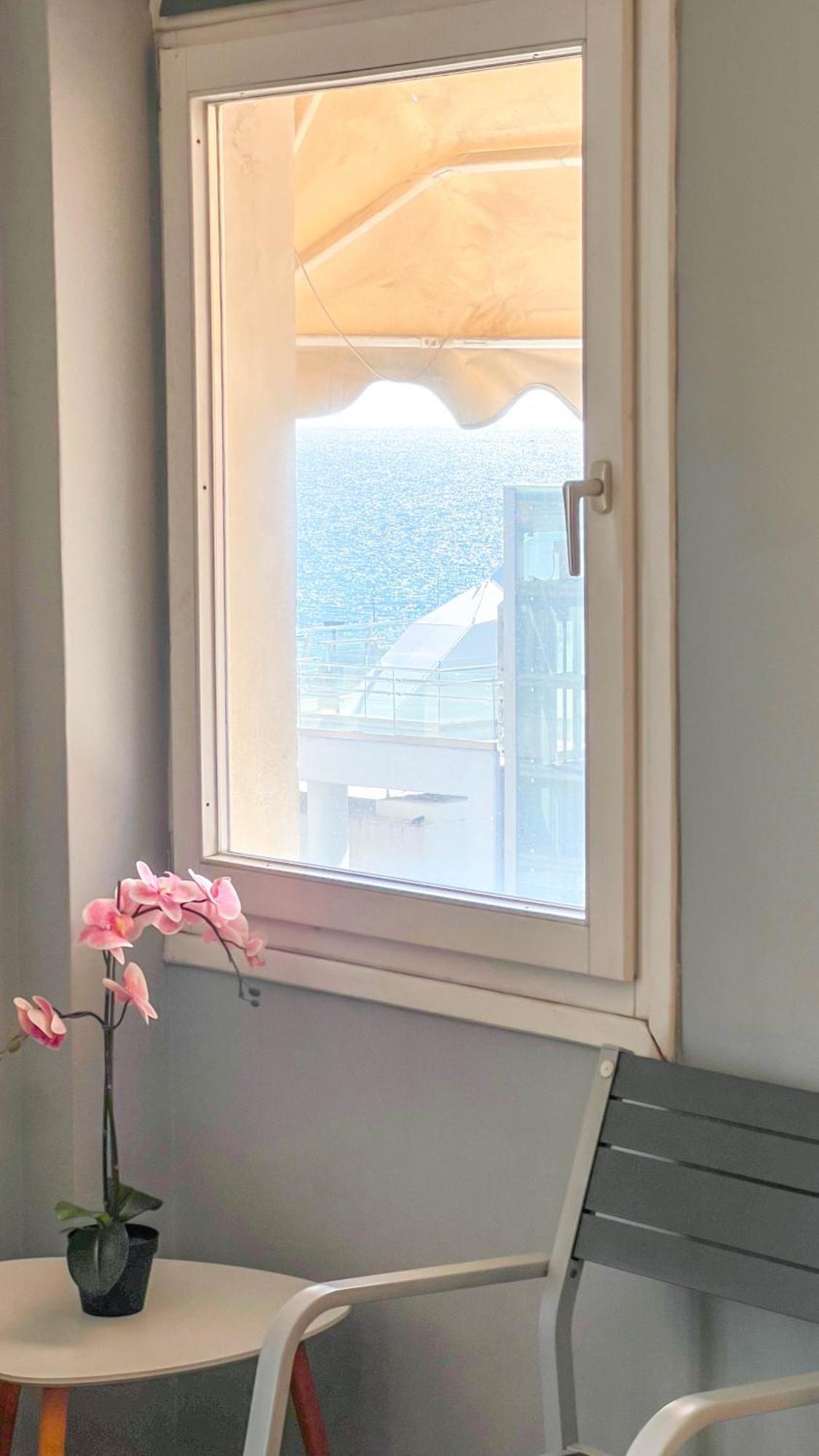 Alimos Sea View Family Apartment 아테네 외부 사진